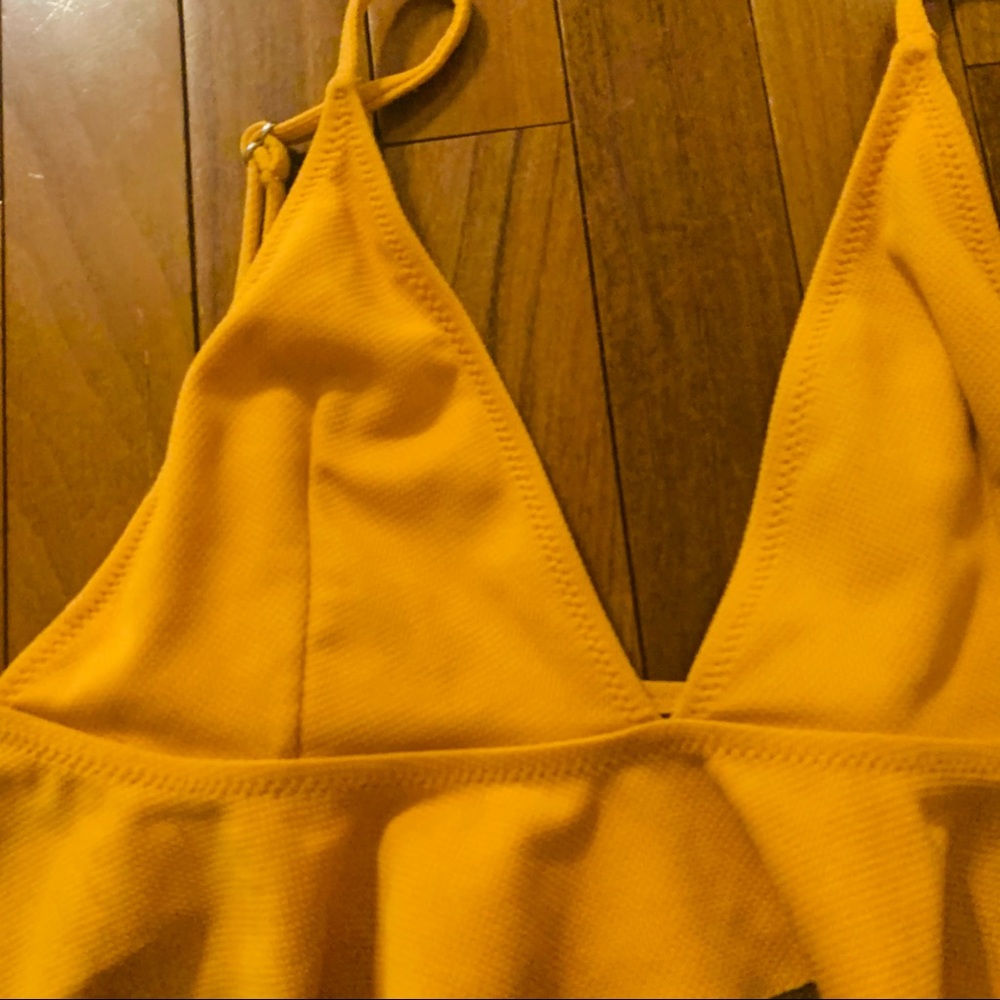 Cupshe Yellow Ruffle Triangle Bikini Top - Picture 2 of 4
